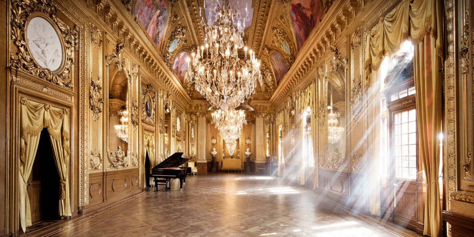 Inside the Opera house beautiful gallery